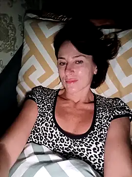 Luna 7777 online show from October 2025 09:25:02 PM