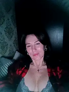 Luna 7777 online show from April 2026 09:44:01 PM