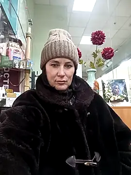 Luna 7777 online show from February 2026 12:46:02 PM