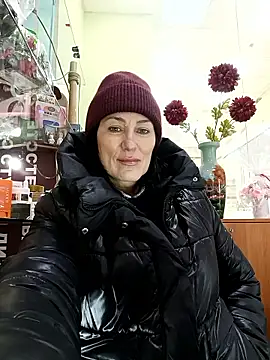 Luna 7777 online show from February 2026 01:22:01 PM