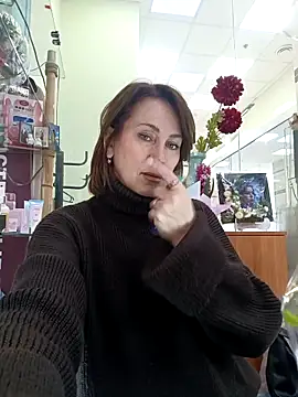 Luna 7777 online show from March 2026 11:28:02 AM