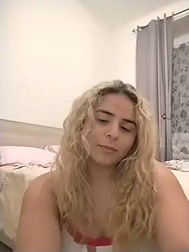 Snapshot of Titi_07_HT chatting on July 2026 11:49:02 PM Titi 07 HT online show from July 2026 11:49:02 PM