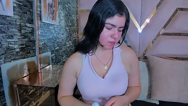 talialadyx online show from December 2025 06:01:02 PM