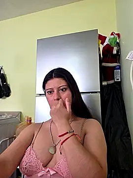 Alissun  online show from May 2026 11:30:02 PM