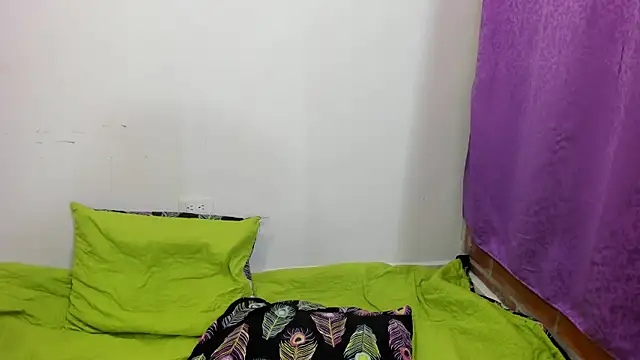 KYMBERLY0825 online show from April 2026 01:30:02 AM