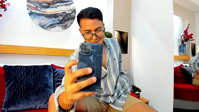 JohnBelRose online show from November 2025 07:19:01 PM