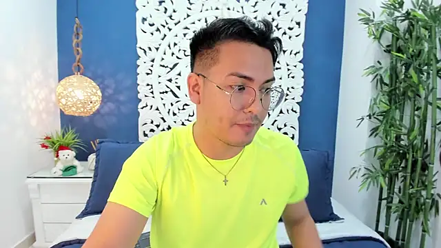 JohnBelRose online show from November 2025 11:04:02 AM