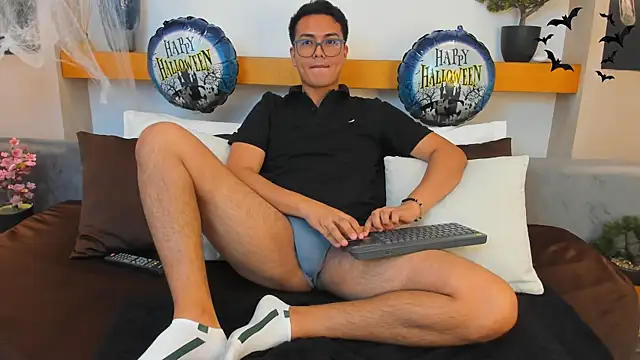 JohnBelRose online show from October 2025 08:41:02 PM