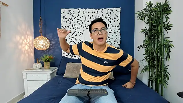 JohnBelRose online show from October 2025 07:36:01 PM