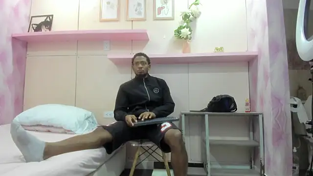 Stevenbrand online show from November 2025 11:11:02 AM