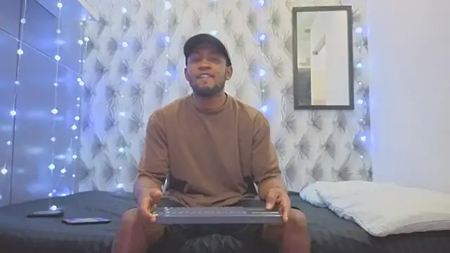 Stevenbrand online show from December 2025 06:47:01 PM