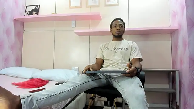 Stevenbrand online show from November 2025 07:39:01 PM