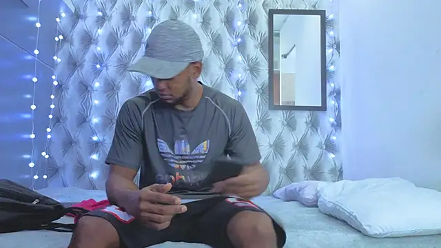 Stevenbrand online show from December 2025 06:51:01 PM