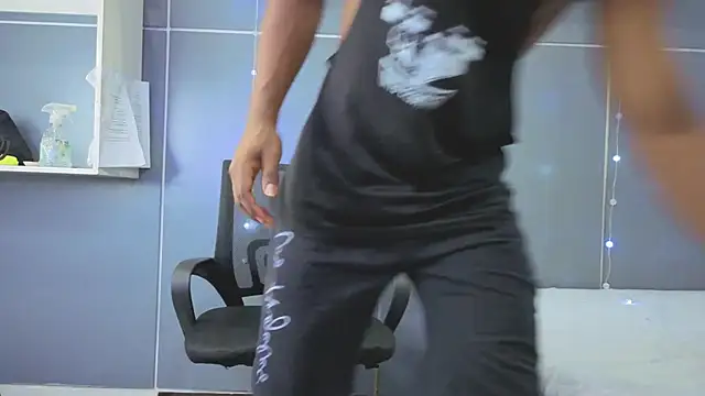 Stevenbrand online show from December 2025 07:13:01 PM