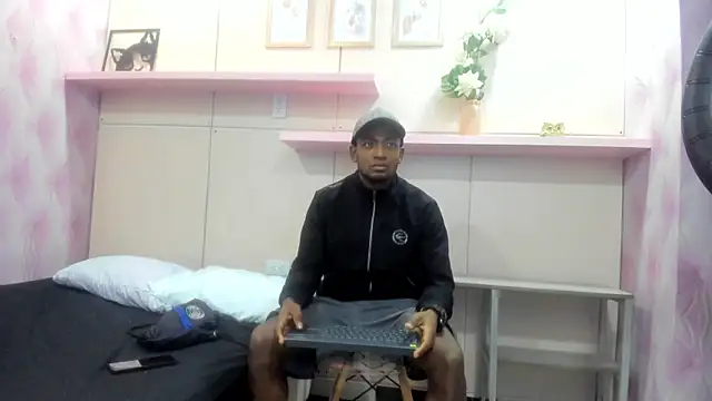 Stevenbrand online show from November 2025 10:58:01 AM