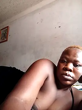 Snapshot of Roronae chatting on November 2025 09:21:01 AM Roronae online show from November 2025 09:21:01 AM