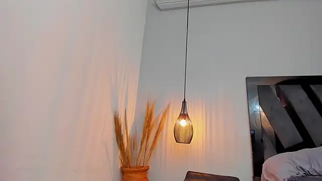 Amelia Brixton online show from February 2026 08:24:02 AM