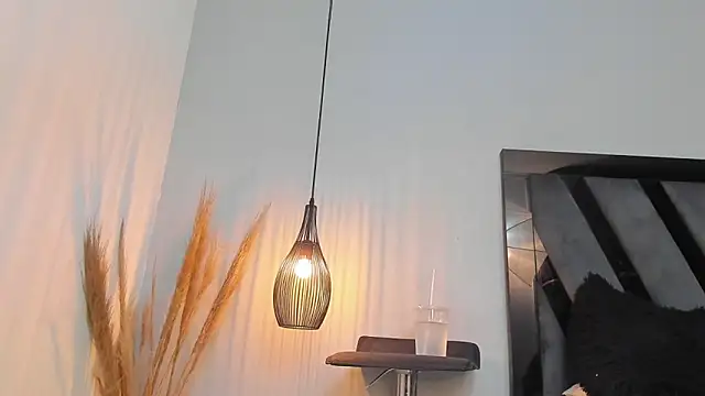 Amelia Brixton online show from February 2026 05:16:02 AM