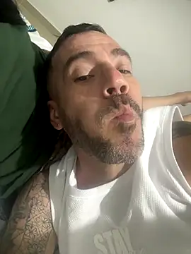 maduritorico44 online show from October 2025 11:24:02 PM