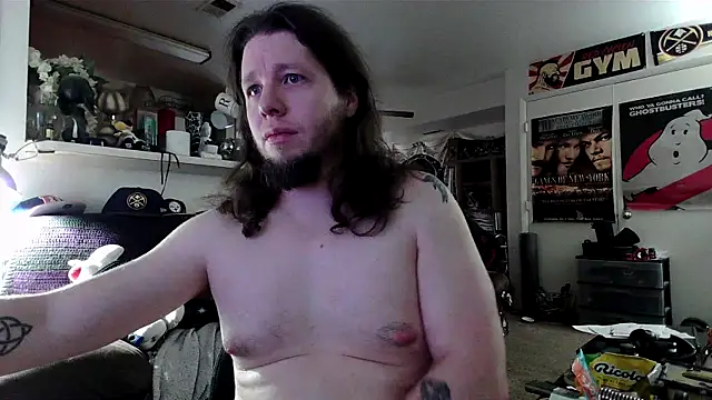 biggerisbetter12 online show from October 2025 07:33:02 PM