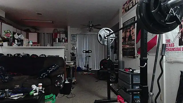 biggerisbetter12 online show from March 2026 01:39:01 PM