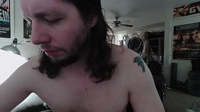 biggerisbetter12 online show from March 2026 08:46:02 PM