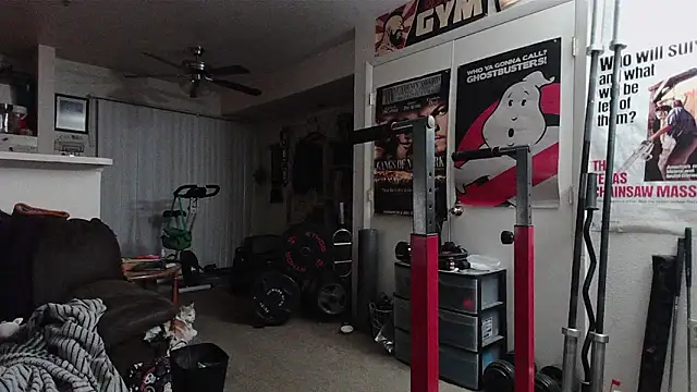 biggerisbetter12 online show from March 2026 05:21:02 AM