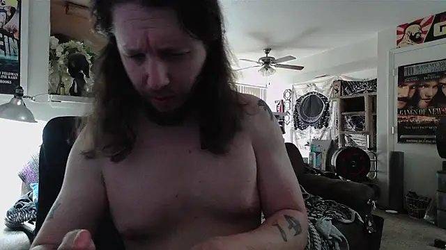 biggerisbetter12 online show from April 2026 02:57:02 PM