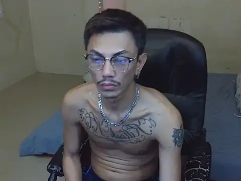 Snapshot of Jackblack203425 chatting on November 2025 09:37:01 PM Jackblack203425 online show from November 2025 09:37:01 PM