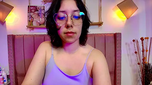 Milie yue online show from October 2025 02:02:02 PM