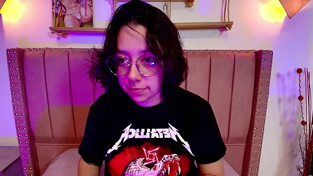 Milie yue online show from November 2025 02:09:02 PM