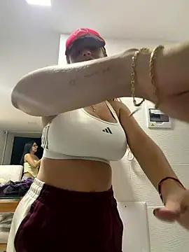  Alicee 1 online show from January 2026 12:04:01 AM