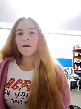 Snapshot of Lana_pohenix chatting on November 2025 03:09:02 AM Lana pohenix online show from November 2025 03:09:02 AM