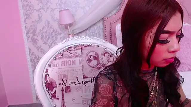 GabrielaSuarez online show from October 2025 02:05:01 PM