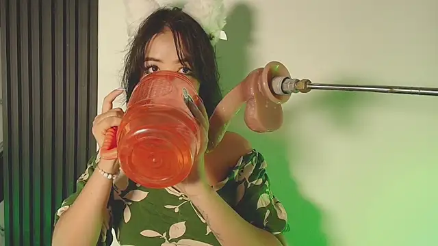 sophiie18 online show from November 2025 08:34:02 PM