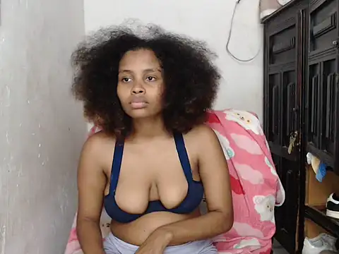 Snapshot of kataleya2021 chatting on November 2025 10:54:02 PM kataleya2021 online show from November 2025 10:54:02 PM