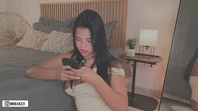 Little Emma 11 online show from April 2026 12:53:01 PM