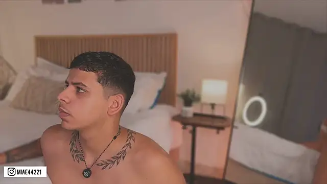 Little Emma 11 online show from April 2026 02:53:01 PM