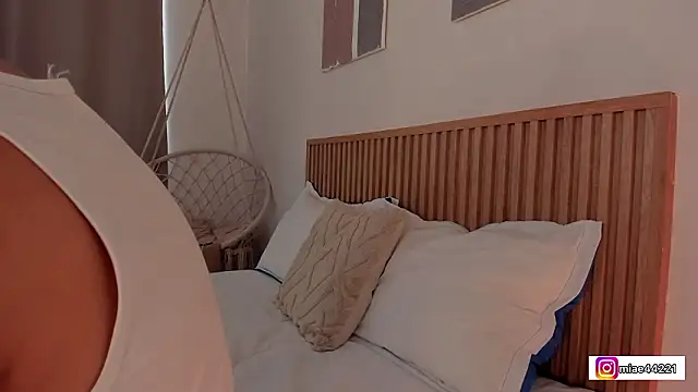 Little Emma 11 online show from February 2026 02:37:02 PM