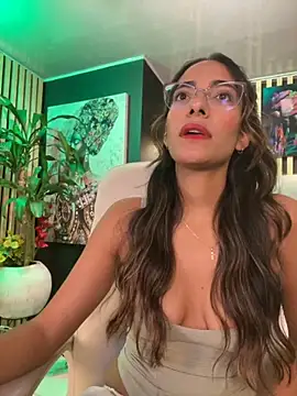 elegant  rouse online show from November 2025 09:59:01 PM