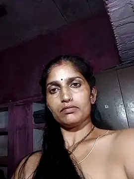 Snapshot of Pooja_shre chatting on October 2025 04:39:02 PM Pooja shre online show from October 2025 04:39:02 PM