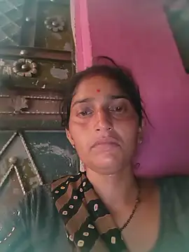 Snapshot of Pooja_shre chatting on June 2026 10:47:02 AM Pooja shre online show from June 2026 10:47:02 AM