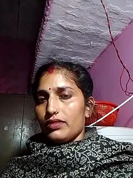 Snapshot of Pooja_shre chatting on November 2025 03:06:02 PM Pooja shre online show from November 2025 03:06:02 PM