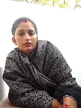 Snapshot of Pooja_shre chatting on November 2025 02:17:01 AM Pooja shre online show from November 2025 02:17:01 AM