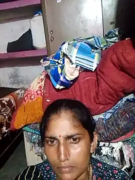 Snapshot of Pooja_shre chatting on November 2025 02:54:02 PM Pooja shre online show from November 2025 02:54:02 PM