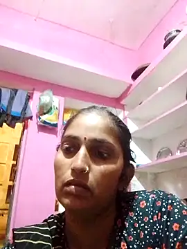 Snapshot of Pooja_shre chatting on November 2025 11:48:01 AM Pooja shre online show from November 2025 11:48:01 AM