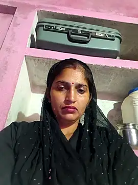 Snapshot of Pooja_shre chatting on November 2025 02:50:01 PM Pooja shre online show from November 2025 02:50:01 PM