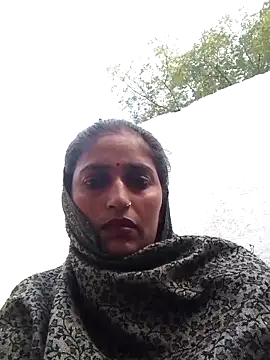 Snapshot of Pooja_shre chatting on November 2025 02:55:02 AM Pooja shre online show from November 2025 02:55:02 AM