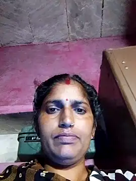 Snapshot of Pooja_shre chatting on November 2025 01:09:02 AM Pooja shre online show from November 2025 01:09:02 AM