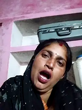 Snapshot of Pooja_shre chatting on November 2025 01:48:01 PM Pooja shre online show from November 2025 01:48:01 PM